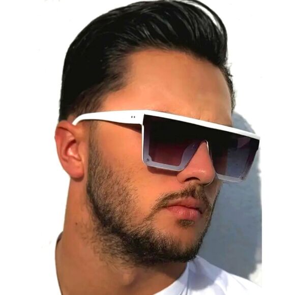 Retro punk Sunglasses - Picture 1 of 7